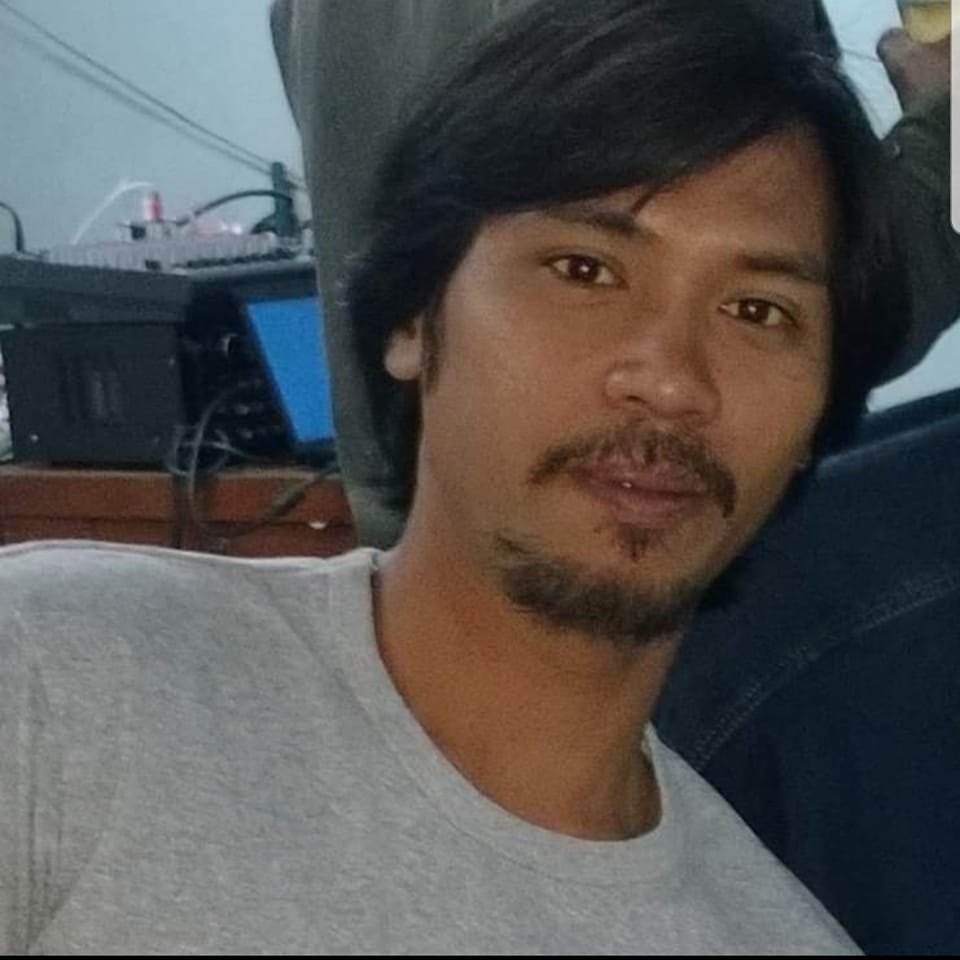 ณัฐพล ทับทิมไทย